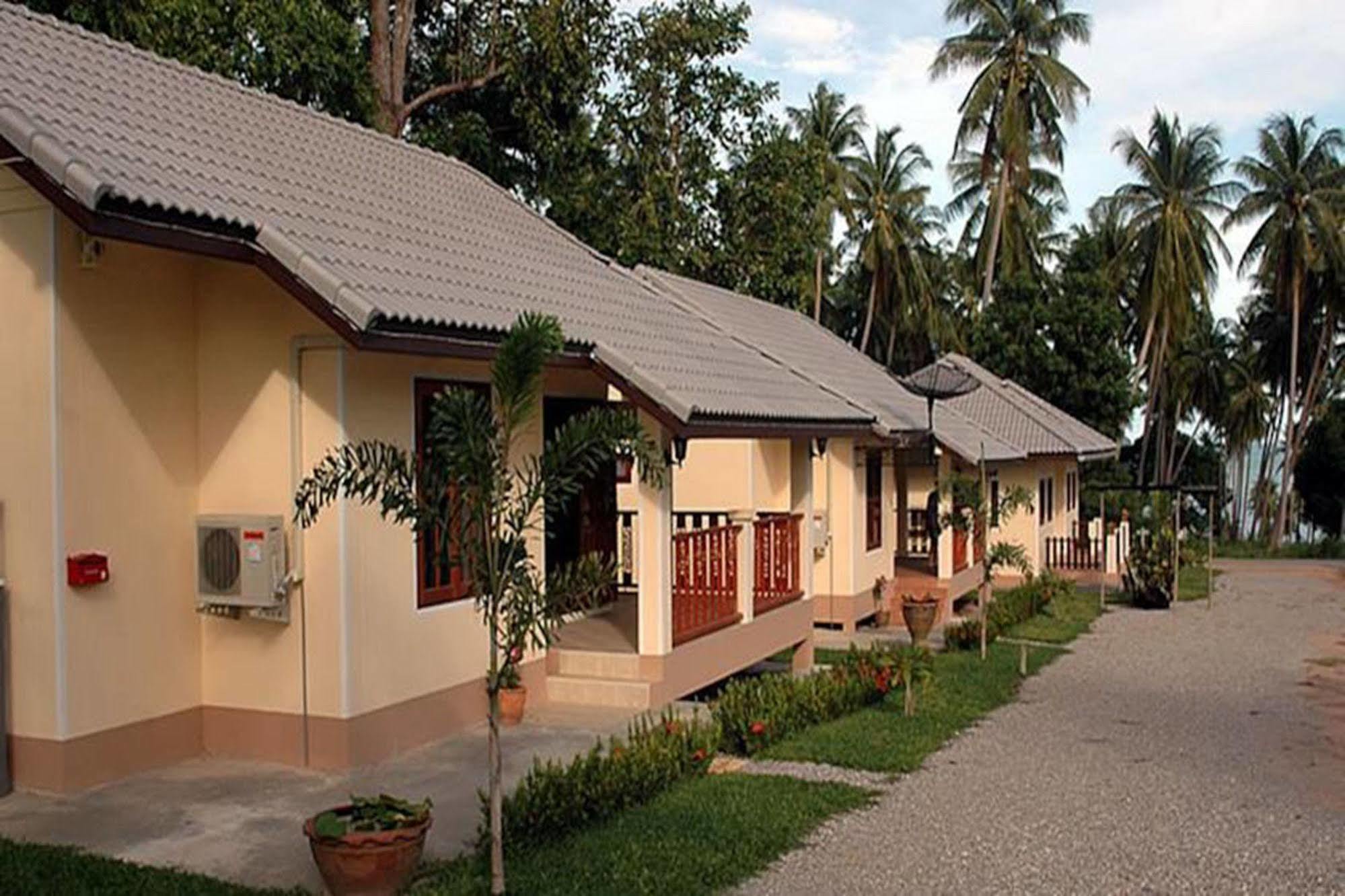 Apple Bungalows Bang Saphan Exterior photo