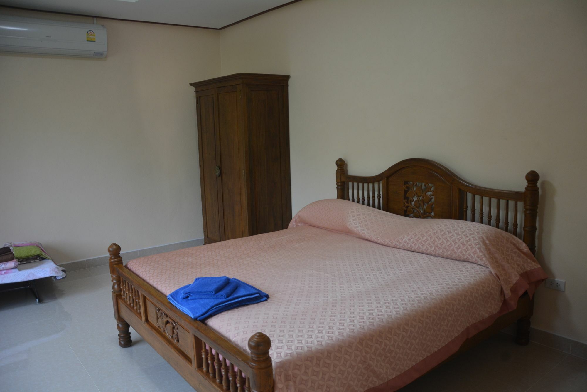Apple Bungalows Bang Saphan Exterior photo