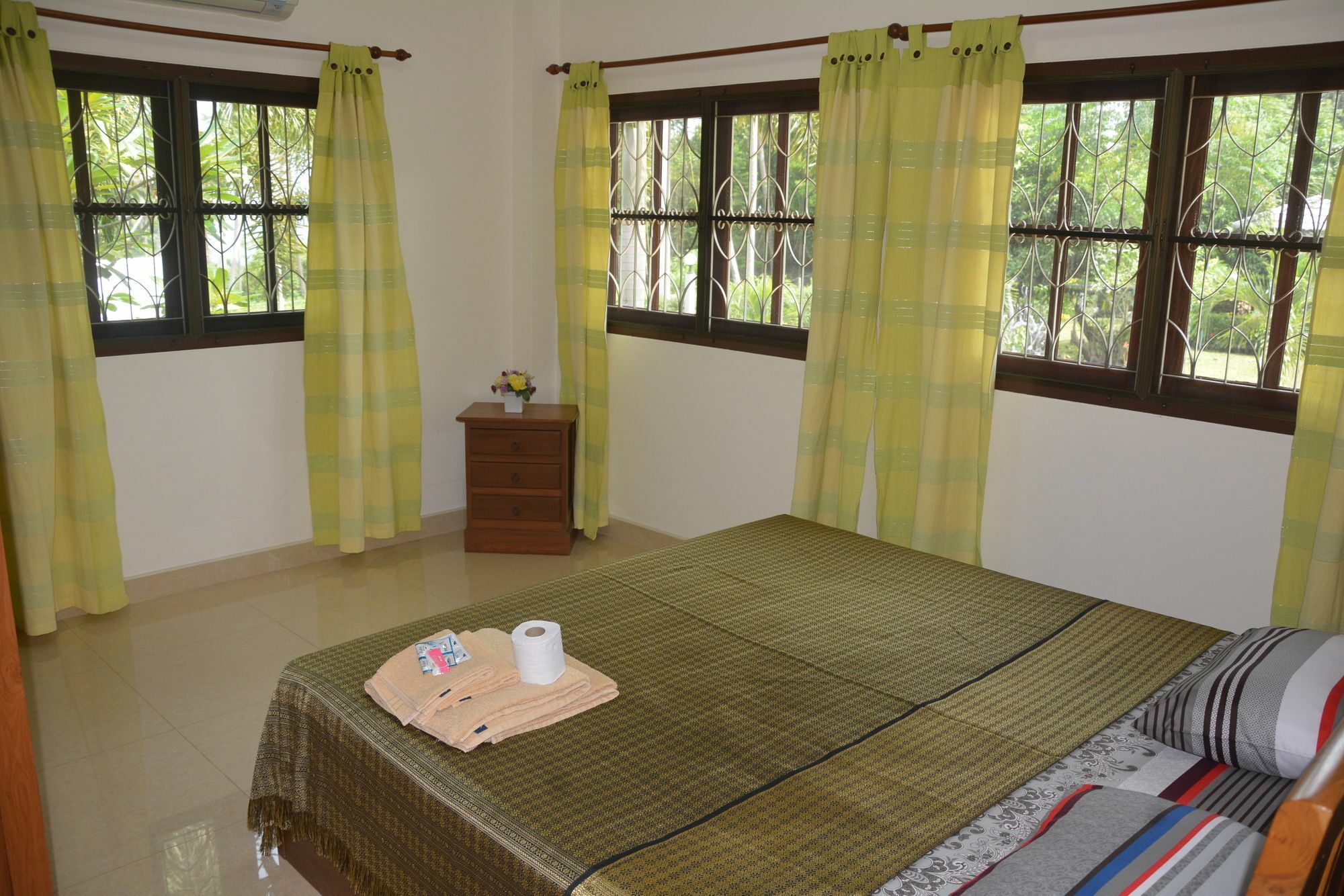 Apple Bungalows Bang Saphan Exterior photo