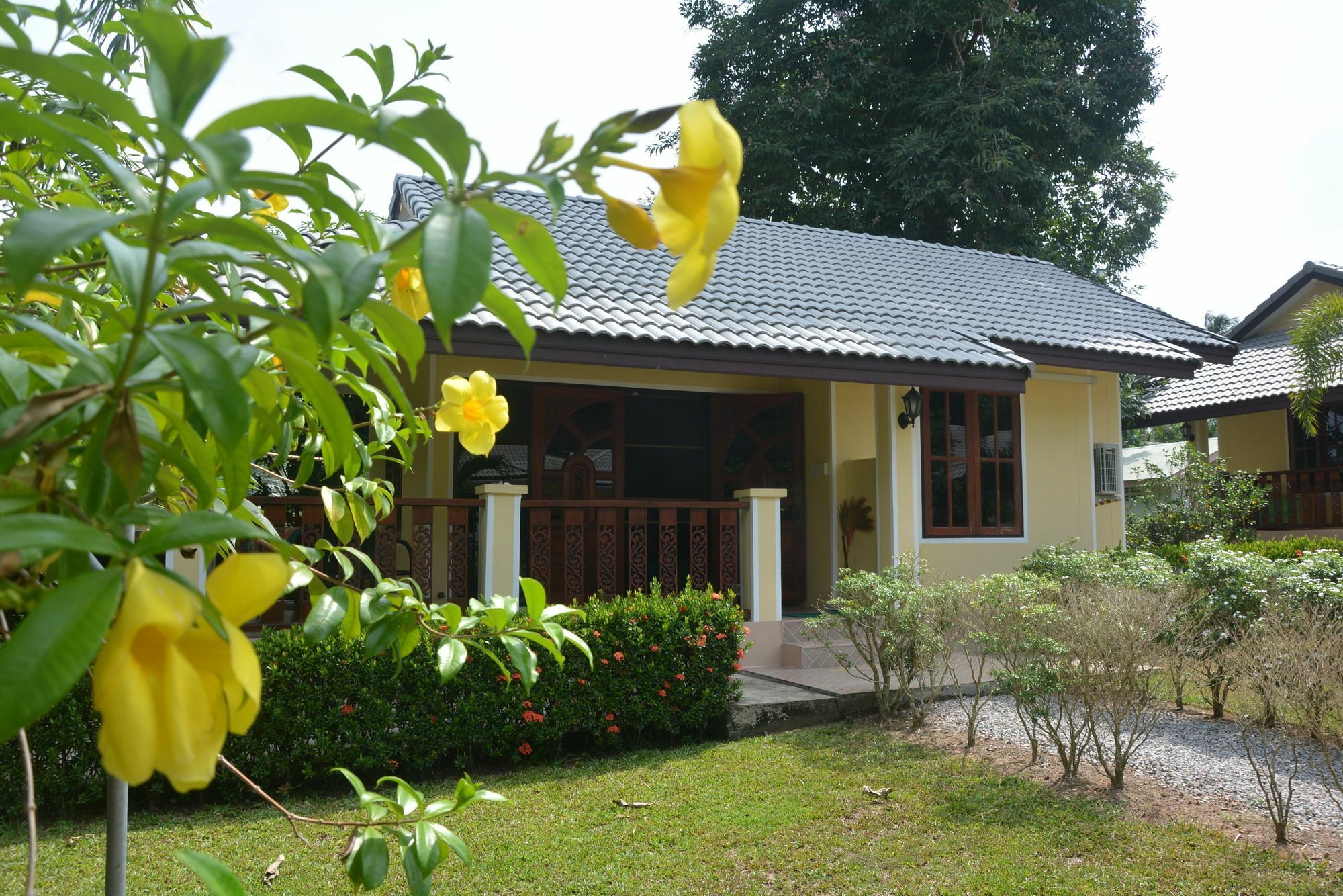 Apple Bungalows Bang Saphan Exterior photo